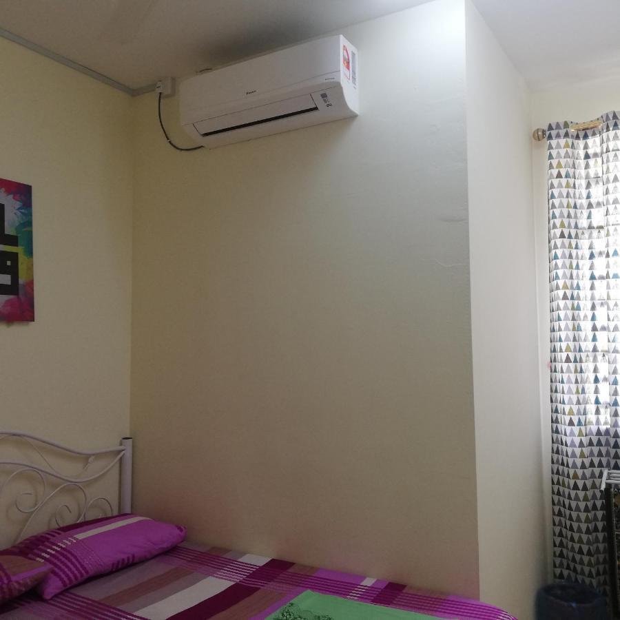 Neesa Homestay Bukit Gambang-Muslim Luaran gambar